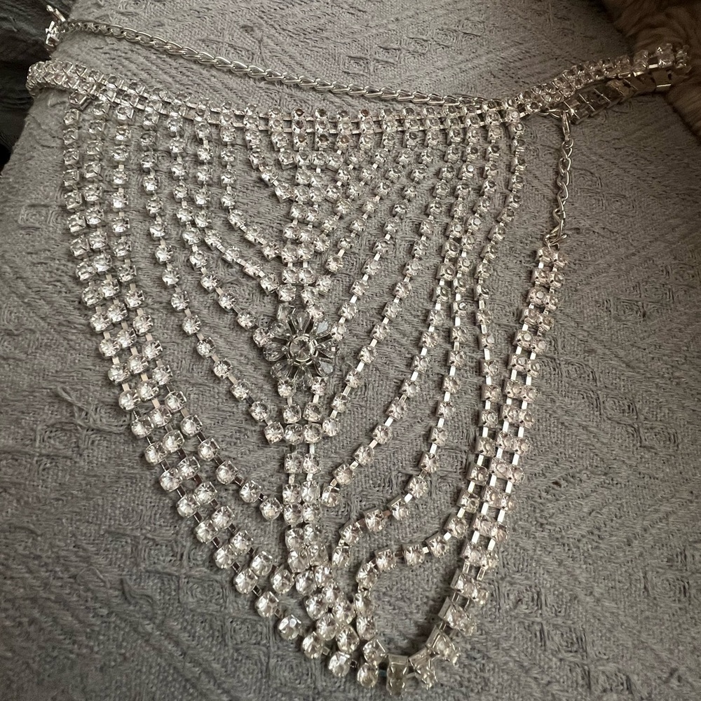 FREDERICKS OF HOLLYWOOD VINTAGE RHINESTONE LINGERIE. UNDERWEAR AND BRA! - Picture 3 of 11